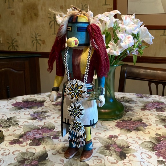 NATIVE AMERICAN FOLK ART BEADED NECKLACE 18” - Picture 4 of 16